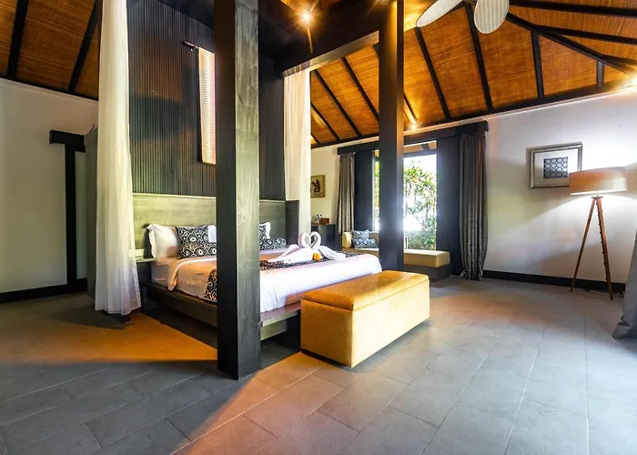 Surya Melasti Villa