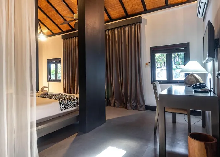 Surya Melasti * Uluwatu (Bali)