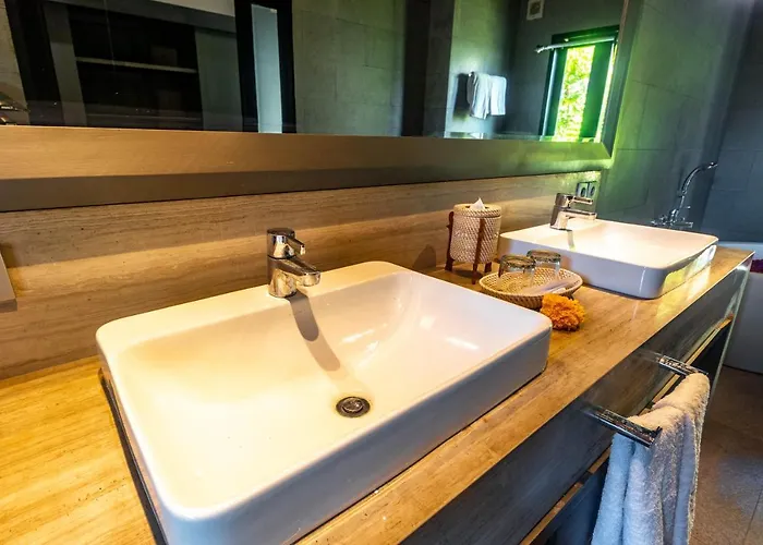 Villa Surya Melasti Uluwatu (Bali)