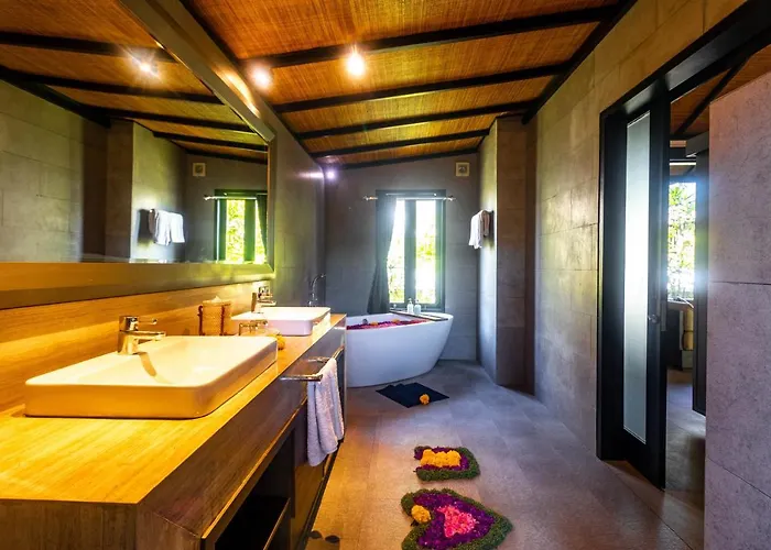 Villa Surya Melasti *
