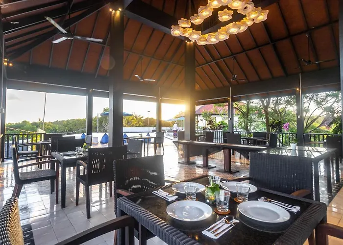 Surya Melasti Uluwatu (Bali)