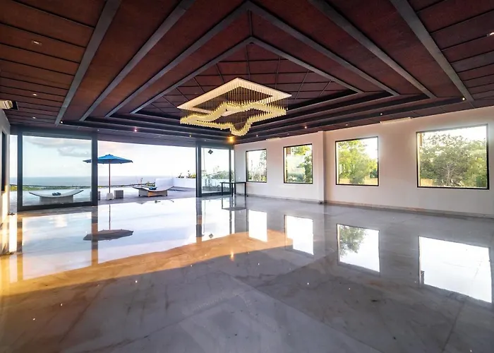 Villa Surya Melasti *