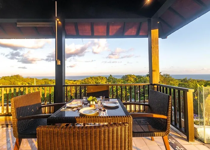 Villa Surya Melasti Uluwatu (Bali)